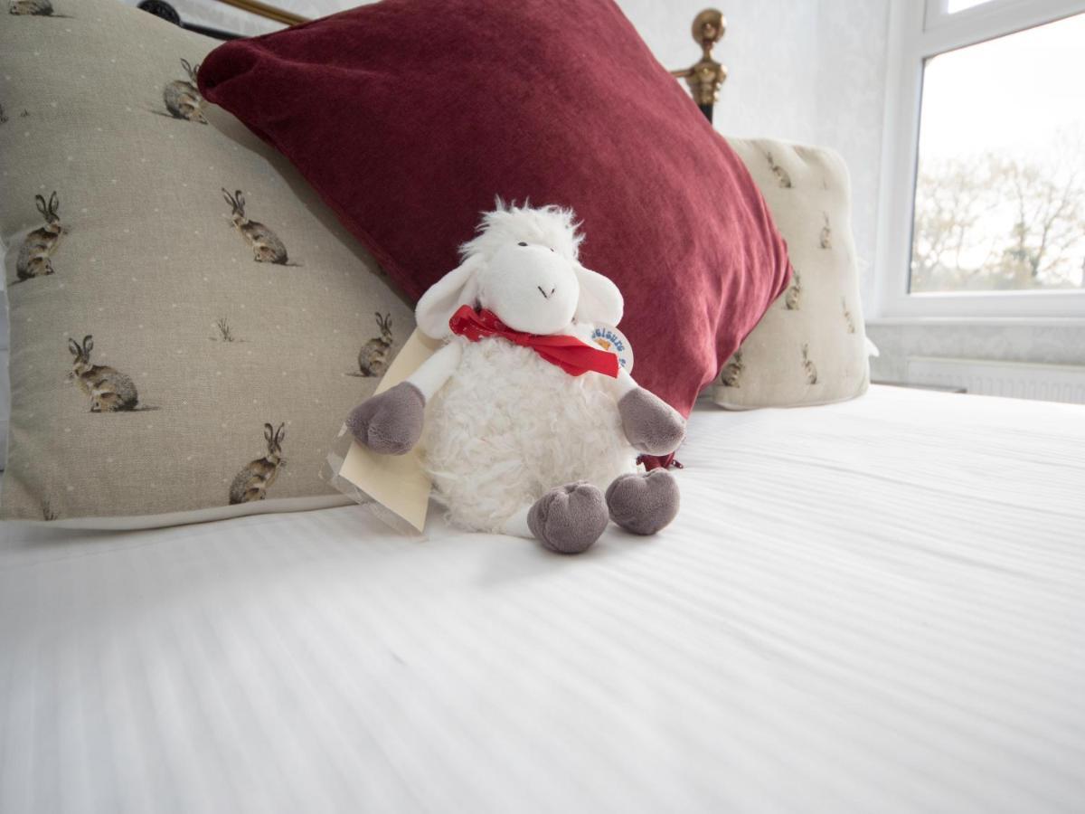 Glenville House - Adults Only - Incl Free Off-Site Health Club With Swimming Pool, Hot Tub, Sauna & Steam Room Bowness-on-Windermere Extérieur photo